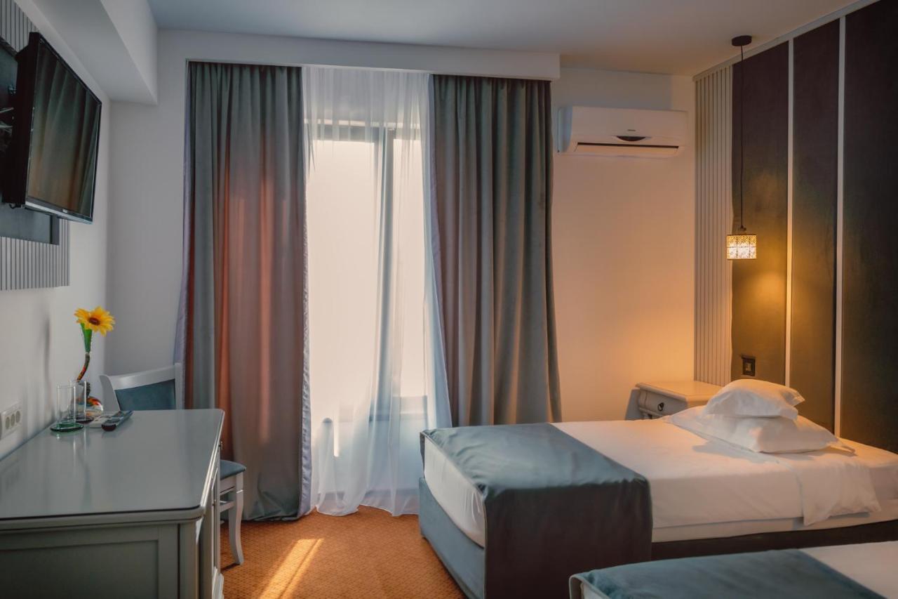 Hotel Eden Jassy Zewnętrze zdjęcie