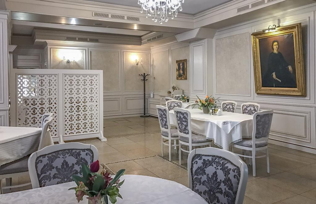 Hotel Eden Jassy Zewnętrze zdjęcie