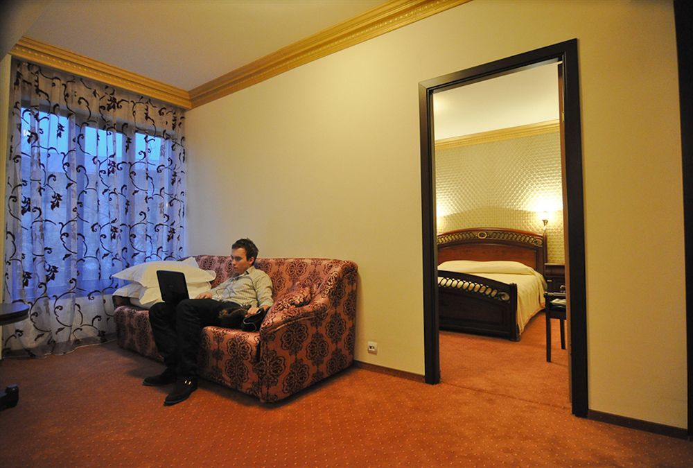 Hotel Eden Jassy Zewnętrze zdjęcie